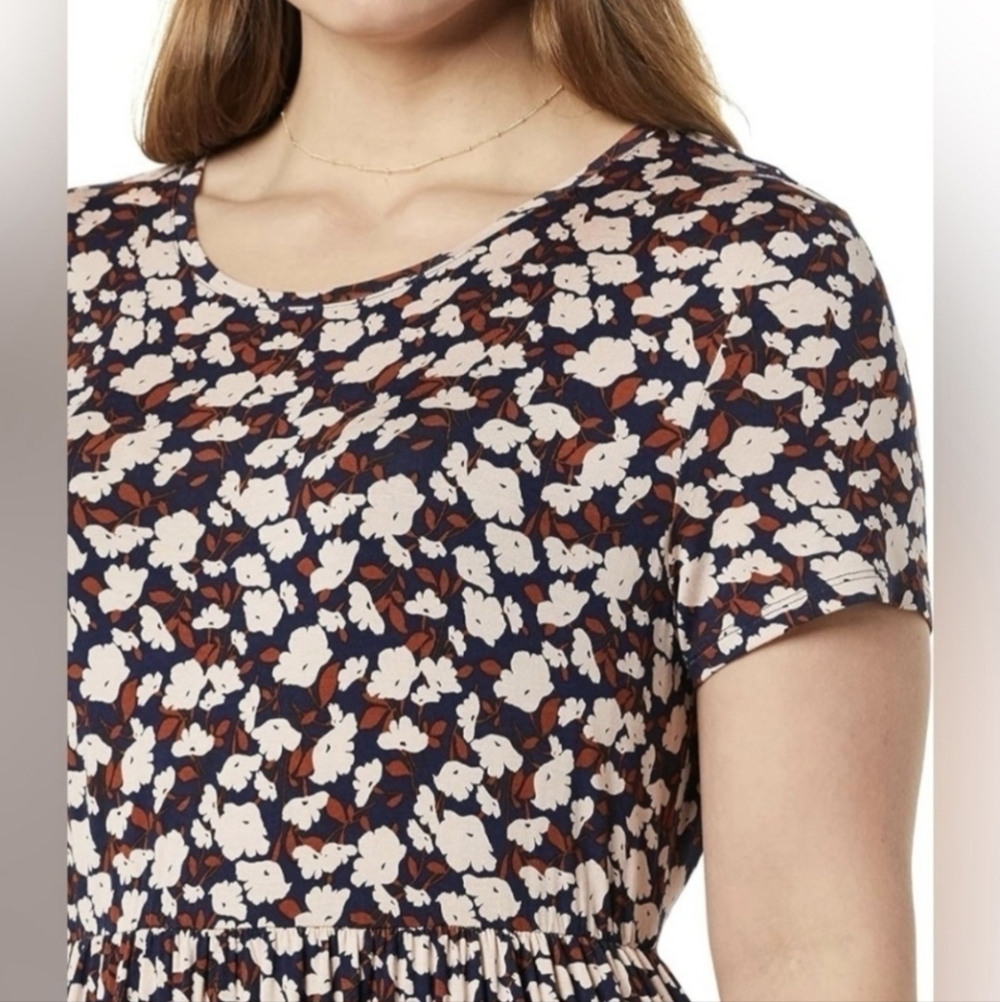 NWT Floral Maxi Dress - S - Picture 4 of 9